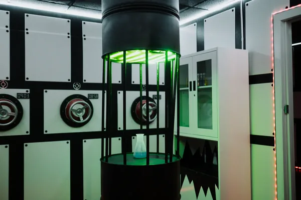 Specimen 626 escape room